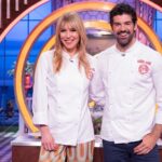 Raquel Meroño Instagram - Vuelve el celebrity con la edición más divertida y no nos lo podíamos perder.. Además os voy hablar de #MasterChefWorld , la herramienta definitiva para los amantes de la gastronomía que os va a fascinar... Y compartiéndolo todo con mi @dani_meroo entre bambalinas porque a su lado todo es mucho mejor ❤️ @masterchef_es
