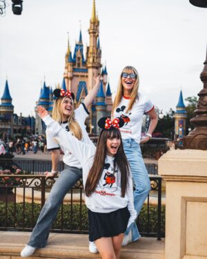 Raquel Meroño Instagram - happily ever after ♡ 
@disneydestinos 
#magickingdom