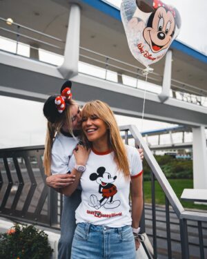Raquel Meroño Instagram - happily ever after ♡ 
@disneydestinos 
#magickingdom