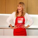 Raquel Meroño Instagram - Quien me iba a decir hace un tiempo que pasaría tan buenos ratos sola en una cocina?.. Que será lo próximo por llegar que no me espero? La vida te da sorpresas.. @cucinelubeofficial @cucinelubexport #publi