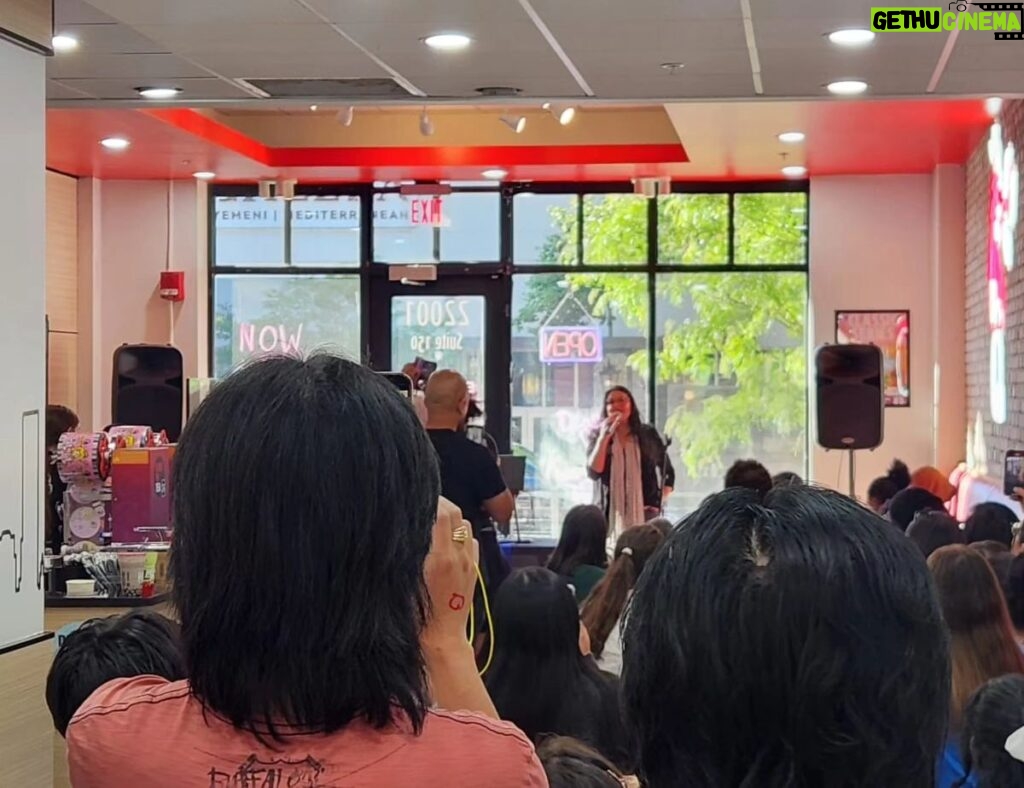 Rashida Tlaib Instagram - Asian American Heritage Month Celebration in the 12th Congressional District. Thank you to Kung Fu Tea, City of Dearborn, APIA Vote, Take on Hate, and ACCESS for helping put together this beautiful gathering to show our love and respect for our Asian American neighbors.