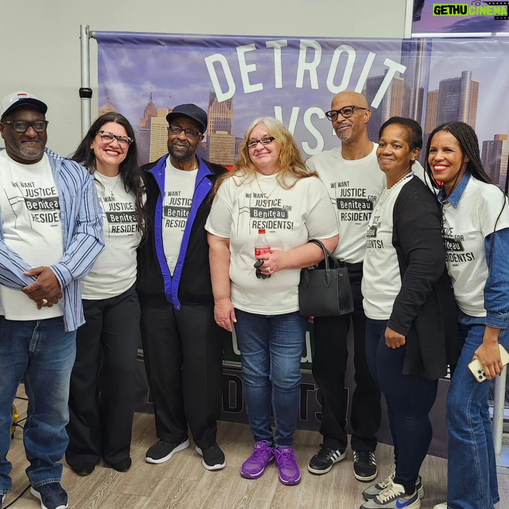 Rashida Tlaib Instagram - EJ Justice for Beniteau with 350 Action. So proud of our residents fighting to breathe clean air!