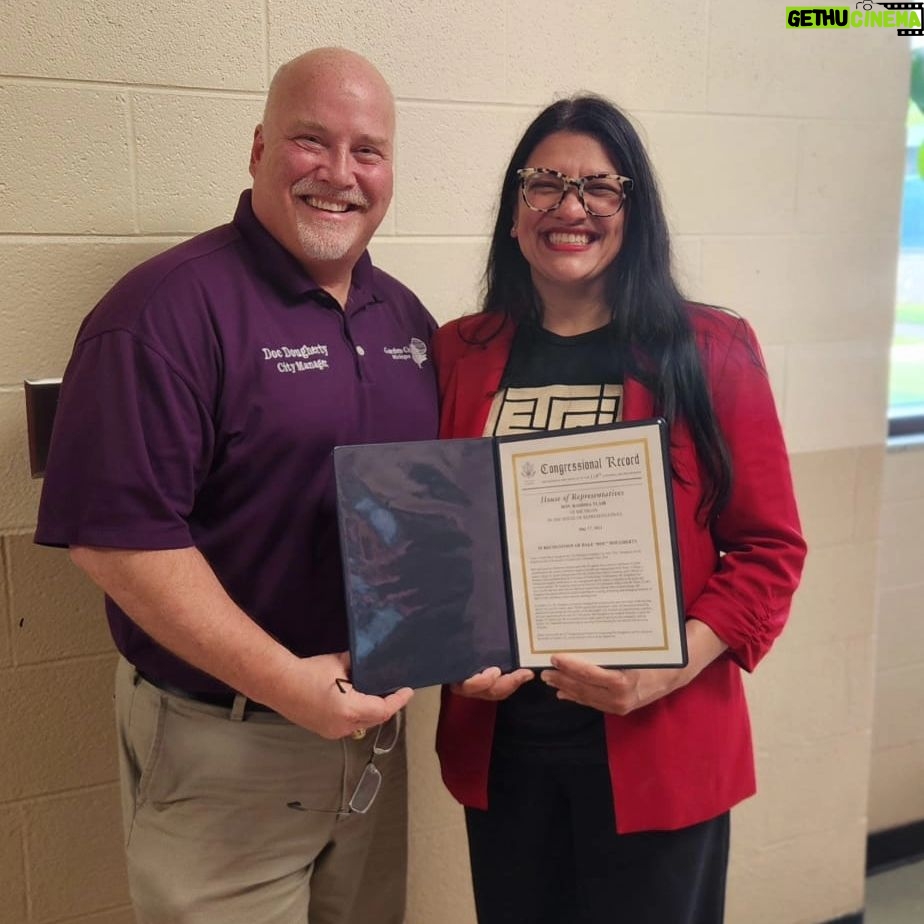 Rashida Tlaib Instagram - Radcliff Center Grand Opening in Garden City. #12thDistrictStrong Proud of our team! We helped get over $2 million towards the Rec Center. Our Garden City families deserve a place for wellness and education.