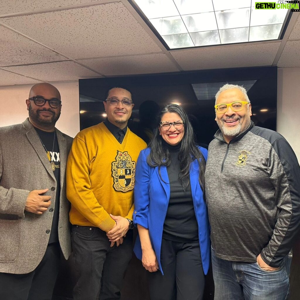 Rashida Tlaib Instagram - @detroitalphas Conversations with Candidates event! My @zphibinc1920 Sorors showed up with so much love. Being part of the D9 family has truly been a blessing this year.