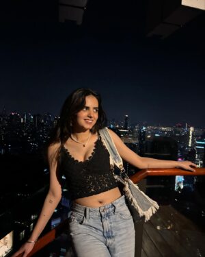 Rashmeet Kaur Sethi Instagram - First night in bangkok looked like this 😍
Made some friends and danced the night away🫶🏻🥰