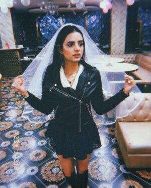 Rashmeet Kaur Sethi Instagram - Channeling my inner Wednesday i guess 😅😈

These pictures were clicked in January at a bridal shower and yes that’s a freaking veil 🥺🥺🤩❤️