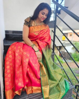 Rashmi Prabhakar Instagram - Draped in Elegance ❤️💃

Here goes my first red saree collection 😍 

And I decided to get it from @vannamstudio
❤️

Should I be wearing more sarees ?
