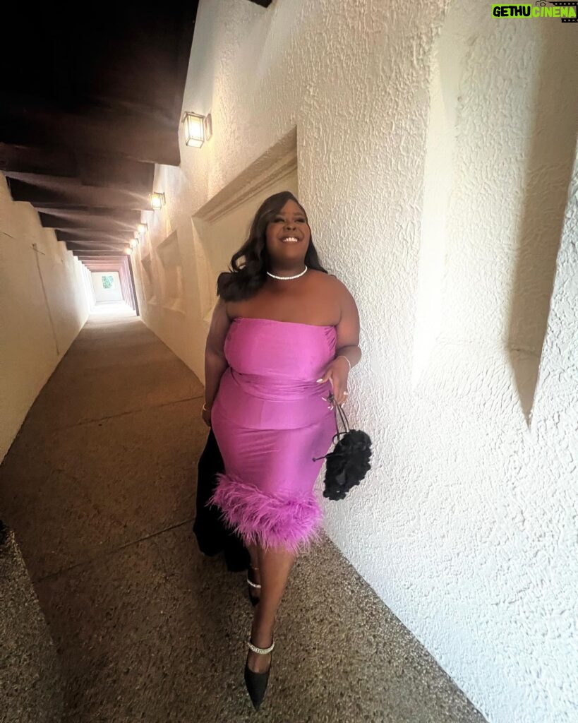 Raven Goodwin Instagram - Your favorite rich Auntie. Peel me a grape 🤌🏾✨dress @curverra