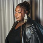 Raven Goodwin Instagram – 🥐🫖 #singleblackfemale2 promo today— 🎉

Make up @marquiswardbeauty 
Hair @sokontayejusxo @braidsbyyahni 
Earrings @shopgetitgrl