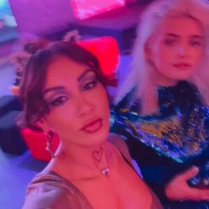 Rawell Saiidii Instagram - - Une soirée inoubliable avec @nyxcosmetics_france pour le lancement du nouveau duck Lip ! 
💋✨ Des moments glam, des couleurs éclatantes et des vibes irrésistibles. 
#nyxcosmetics 🩷✨