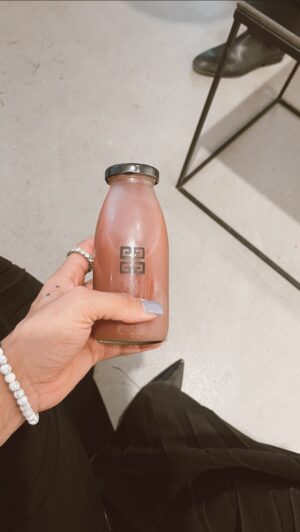 Rawell Saiidii Instagram - ✨💛

#fit #fitlife #lovefitness !