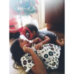 Rayana Carvalho Instagram - Extra! Após lançar sua teia e imobilizar uma prima gata, o homem-aranha foi flagrado numa tentativa de beijo avassalador!🕷🕸❣️