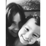 Rayana Carvalho Instagram - “ Maiê, eu quero abraçar você! “ Ele solta essa do nada, corre e me abraça. A vontade é de arquivar esse, assim como tantos outros momentos, numa nuvem de alguma dimensão paralela. 🖤✨