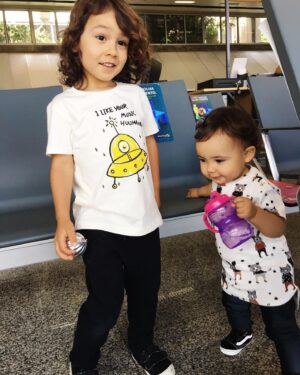 Rayana Carvalho Instagram - Fofo, porém, raivoso. Porém fofo!🦁