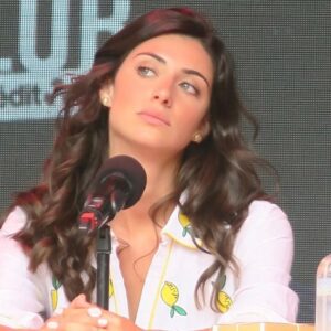 Rébecca Benhamour Instagram - quand je me perds moi-même dans ce que je dis au @seriesmania...