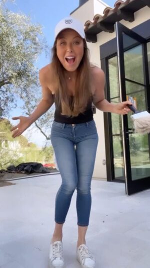 Rebecca Grant Instagram - Focusing on our #goals and ignoring the dust! #Building a house is a bigger #project than I ever imagined but it came out better than we ever #dreamed! We’re enjoying the process and focusing on our goals! Have you ever #built a #home or would this be too much work👷🏻‍♀️ #workin9to5 #house #build #buildyourempire #architecture #moderndesign #dreamhouse #rebeccagrant #life #lifestyle #lifestyleblogger #comment #comment4comment Special thanks to @mps_builders for their incredible stone work ❤️