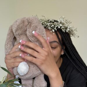 Rebecca Lina Instagram - Und auf einmal ist sie 16 ! 
Wir hatten gestern eine unvergessliche Party. 
Insgesamt 130 junge Menschen…hört sich für viele schlimm - war super ! ( Einblicke in meinen Storys ) Wie schön kann es sein, wenn das Kind mir so vielen tollen Menschen verbunden ist! Und ja, wir können jetzt einen Blumenladen aufmachen ! 
Lieb ich!