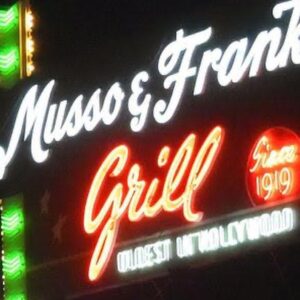 Rebecca Metz Instagram - #onthisday in 2017, #betterthingsfx messed around at @mussoandfrankgrill

#cheesecakeismyjob