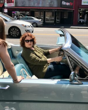 Rebecca Metz Instagram - #onthisday in 2017, #betterthingsfx messed around at @mussoandfrankgrill

#cheesecakeismyjob