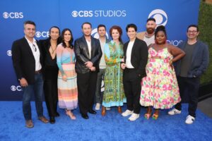 Rebecca Wisocky Instagram - We had a great time at the big #FYC @televisionacad event yesterday and we looked goood! Thank you to everyone who came out to celebrate @ghostscbs and all of the other exceptional talent on @cbstv 
Dress: @alemais.official 
HMU: @richardnormangrant & @lexwmakeup 💕
