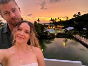 Rebecca Breeds Instagram - 💗