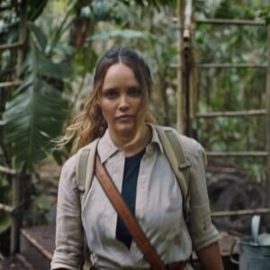 Rebecca Breeds Instagram - This… is Josie Justice, coming to you live (ish) from @stanaustralia to announce that the trailer for our new show #CAUGHTonStan is out now! …. Aaaand it’s totally batshit cray cray genius and I can’t wait for you all to see it on September 28th! Oh- and if you are over 18 yet still lack a certain amount of maturity - check out the delicious red band trailer linked in my bio. 👍