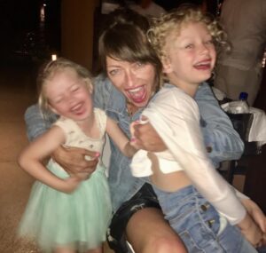 Rebecca Gayheart Instagram - My heart is full today ❤️I’m so incredibly lucky to have my girls with me today and everyday . Sending love to all the moms , dads and parents who are struggling today or having a tough time . It’s not lost on me how lucky I am to be surrounded by my girls , friends and family. #mothersday #gratitude #momofgirls