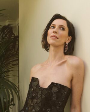 Rebecca Hall Instagram - love in advance for the people complaining about the generic actor doing carpets and fashion shots. There are more paintings coming…
.
.
.
Meanwhile thank you @sagaftrafound for a wonderful night where I got to cheer @epluribusyourmom and his @gildedagehbo co stars. Thank you @voguemagazine for making a spectacle of us getting dressed. Photos by @catielaffoon dress @gabrielahearst last minute tile fixing and general sartorial administration @bailey.moon