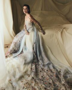 Rebecca Hall Instagram - what a night #metgala THANK YOU Anna @voguemagazine for inviting me and all the miracle workers that brought Ophelia out of the lake and sent her off to the ball… @daniellefrankelstudio Photos @sumustecaplioglu Makeup @samaddington Hair @benskervin Body paint @djmitchmoon