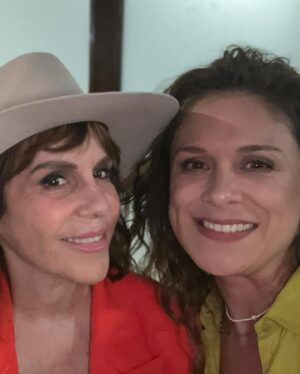 Rebecca Jones Instagram - Ayer fue un día de risas y celebración con amigos muy pero muy queridos, en el cumple de nuestro @bernardonajera excelente director de fotografía y compañero entrañable. Gracias Bernie por este fieston divertido y comida exquisita ♥️

@marcontrerasof @rafaelinclan @marciacoutino @feznoriega