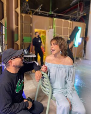 Rebecca Jones Instagram - Tarde de fotos para promoción de @cabotelenovela con el increíble @ptorres 
Gracias 🤩 Humberto @skizzito 

@vicoguadarrama makeup