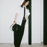 Rebecca Lim Instagram - In my favourite colour combi of this preggers season 🖤✨🤍 @maisonvalentino #VALENTINOGARAVANI #VLogoMoonBag