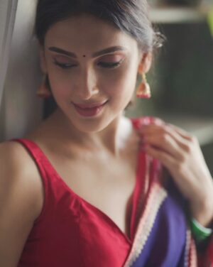 Reena Aggarwal Instagram - Priyatama ♥️

.
@pixelpassionfotography
@reenaaggarwal2
@pixellence_art

#explorepage #saree #sareelove #sarees #sareeindia #sareelovers #explorer #exploremore #trend