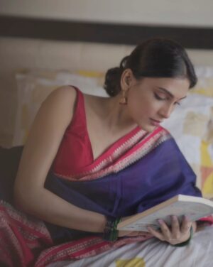 Reena Aggarwal Instagram - Priyatama ♥️

.
@pixelpassionfotography
@reenaaggarwal2
@pixellence_art

#explorepage #saree #sareelove #sarees #sareeindia #sareelovers #explorer #exploremore #trend