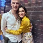 Reena Aggarwal Instagram - What a brilliant piece of work “Veer Savarkar”turned out to be 🫡 so happy that I met some amazing ppl lastnight. @rajeshkhera1 you nailed it as Mahatma Gandhi.. I think this is your best performance by far. I’m sure it must have been super challenging to get into the skin of a real character that too with such heavy duty transformations, you make us proud. @renukapillai_official count me as one of your fans now I mean the way you have transformed these boys into their characters.. it’s flawless. Kudos to the sweetest film writer I met lastnight @utkarshnaithani for your research and bringing this well deserved story to life. @randeephooda what can I say about him this man has outdone himself yet again. I’m still in awe of his performance. How can someone just leave audiences speechless with their work each and everytime!! And itna handsome lagna allowed hota hai kya☺️ Probably the most good looking and talented director we have now!! Y’all seem to be a great team together and I really wish each one of you all the abundance and love ❤️ Cheers to meaningful cinema! 👍 #savarkar #screening #lastnight