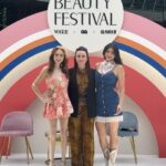 Regina Pavón Instagram - #BeautyFestival primera edición.🌷 Gracias @itsfarahslim y @glamourmexico por invitarme a formar parte de la conversación “Razones porque la belleza te empodera.” Fue un honor compartir este panel contigo @anajimenavillanueva . Makeup by me Hair by @gerardo_lanuza Look by @verodiazmx