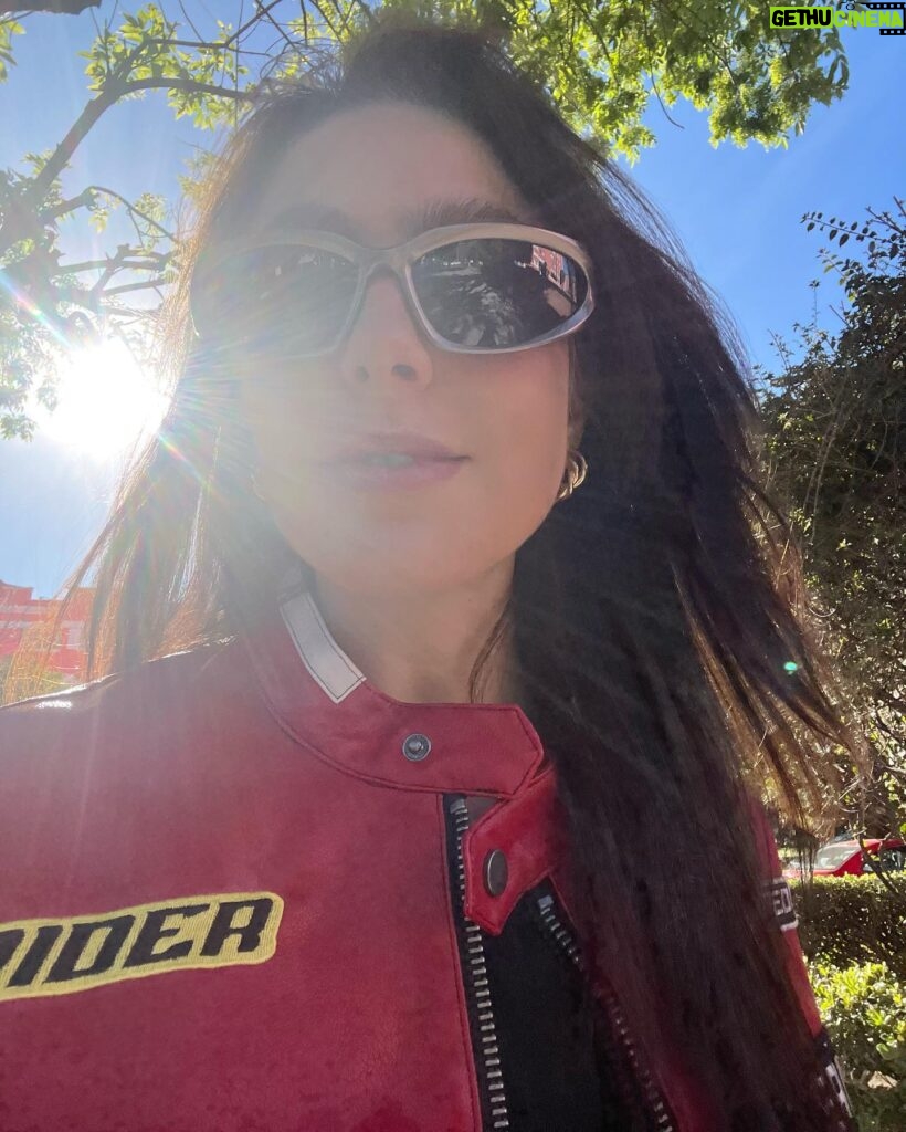 Regina Pavón Instagram - 🌞🌞🌞