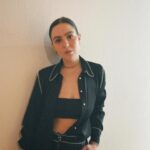 Regina Pavón Instagram - 🐛✨✨ Total look: @verodiazmx Anillos: @elisheva.and.constance by @steponfashion