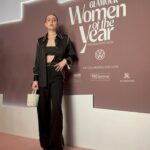 Regina Pavón Instagram - WOTY 2023 @glamourmexico 🦋 Gracias @itsfarahslim por este espacio amoroso para celebrarnos, compartir y expresarnos. Fue un honor haber formado parte de esta edición.✨ Total look @verodiazmx Showroom: @steponfashion Makup & hair by me :)