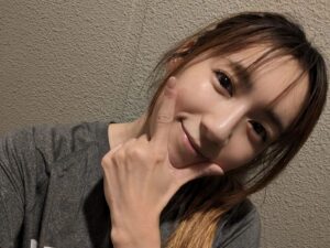 Reika Saiki Instagram - 今日は夜ラン行ってきたよん！！
☔ぱらついてたけど！！
気づいたら５月最終日かあー！！
早いなあーーー！！
１日１日を大事に生きよう！！
６月もよろしくね！！！！！！