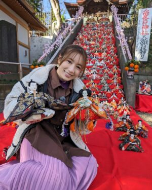 Reika Saiki Instagram - 今朝のいまたま🤗
さいたま市岩槻区のまちかど雛めぐり🎎
愛宕神社の大雛壇飾りでは、こんな映え写真撮れちゃいましたっ📸✨✨✨✨