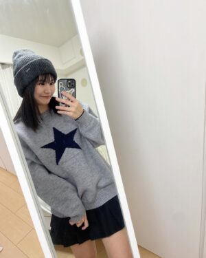 Reika Oozeki Instagram - .
寒くなってきたねーーー
真冬すぎ。でも元気に生きる😉
服はSHEINだよっ
クーポンコードあるからみんなも
チェックしてね〜🫶🏻

【1.2枚目】
トップス：22700972(☆マークニット)
ボトムス：16973343
帽子：24823137
【3.4枚目】
トップス：22842145(文字入り黒ニット)
アウター：5687552

クーポンコード：NYJP175
利用期限：2024/3/31

@shein_japan 
@sheinofficial 
#SHEIN新春SALE#SHEIN#SHEINforAll
#SHEINGoodFinds#loveshein
#saveinstyle#PR

2024年初の最大級セール、最大90%OFF！
SHEINの返品は購入から40日以内は返品無料。
詳細はSHEIN返品ポリシーページをチェック🙆🏻‍♀️