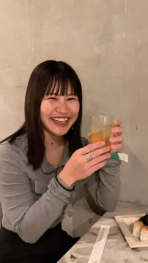 Reika Oozeki Instagram - .
この前のイベントの様子👀💕
JJ知ってる人いたかな？！
ジャスミンが香って爽やかな味わいだから、
すごく飲みやすくて大好きになった！
ほんとに美味しいの🤤
イベントはおしゃれな空間が広がってて
JJならではの凛とした世界観が楽しかったな🫧

@jj_toha_nanika 
#JJトハナニカ#サントリー#PR