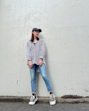 Reina Fujie Instagram - ♥
今日からandRの新作が発売になりました😊

写真、アイテム毎にタグ付けもしてあるので
チェックしてくださいね👕✅

http://shop.asrabbit.com/smartphone/list.html?category_code=ct42

@andr_official.017

#andR #ユニセックス