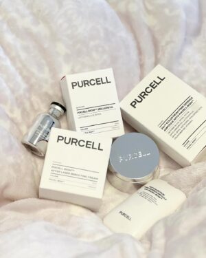 Reina Fujie Instagram - ♥
今年日本に上陸したばかりのPURCELL

元々、レーザー治療後のケアにって
開発されたものなんだって！
トラブルを防いでくれたり弾力・保湿力も◎

ミスト美容液はおでかけの時に持っていて
いつでも肌を保湿出来て助かります😊

見た目もおしゃれだよね♥

@purcell.tokyo 

#PURCELL #スキンケア
#韓国スキンケア