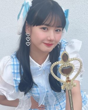 Reina Yokoyama Instagram - 📸🤍
.
.
23歳のバースデー衣装は
こんな感じでした✨🏰
.
.
#morningmusume24
#モーニング娘24
#横山玲奈