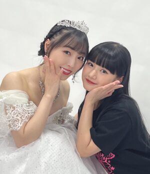 Reina Yokoyama Instagram - 🤍🏰💭
.
譜久村聖さん💗
ご卒業おめでとうございます！
大好きー！！！
.
.
#譜久村聖 さん
#morningmusume23
#モーニング娘23
#横山玲奈
#おやすみずき 🌙