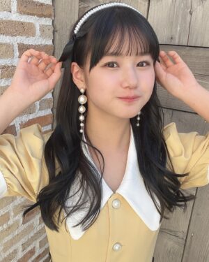 Reina Yokoyama Instagram - 📸
.
ピアスかわいすぎ！お気に入り！
春ツアーグッズオフショです！
.
.
#morningmusume24
#横山玲奈
#もっと娘