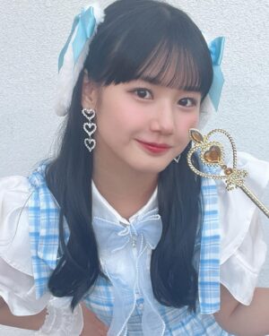 Reina Yokoyama Instagram - 📸🤍
.
.
23歳のバースデー衣装は
こんな感じでした✨🏰
.
.
#morningmusume24
#モーニング娘24
#横山玲奈