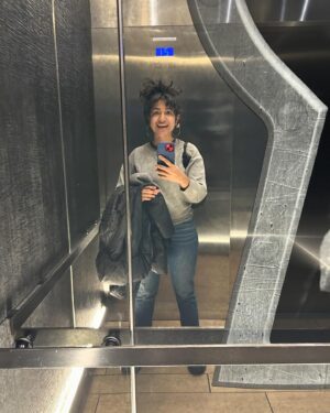 Rekha Shankar Instagram - Thank you for having me @officialpax_ East! I had such a fun time this is literally the only picture I took.

A huge thanks too to everyone who came to the @desiquestshow panel and for your kind words about this show and about @dropouttv. It meant a lot to meet you all and we are so glad you are enjoying Desiquest, so lovingly built by @thatbronzegirl, directed by @_schaubach_, edited by the one and only @mmgoose.

And for those of you wondering yes when @ifynwadiwe and I saw each other he picked me up and threw me

See you all at the next one! 😎🎮🐉
.
.
.
#desiquest #paxeast #jasminebhullar #bronze #southasian #dnd #dungeonsanddragons #dimension20 #dropout